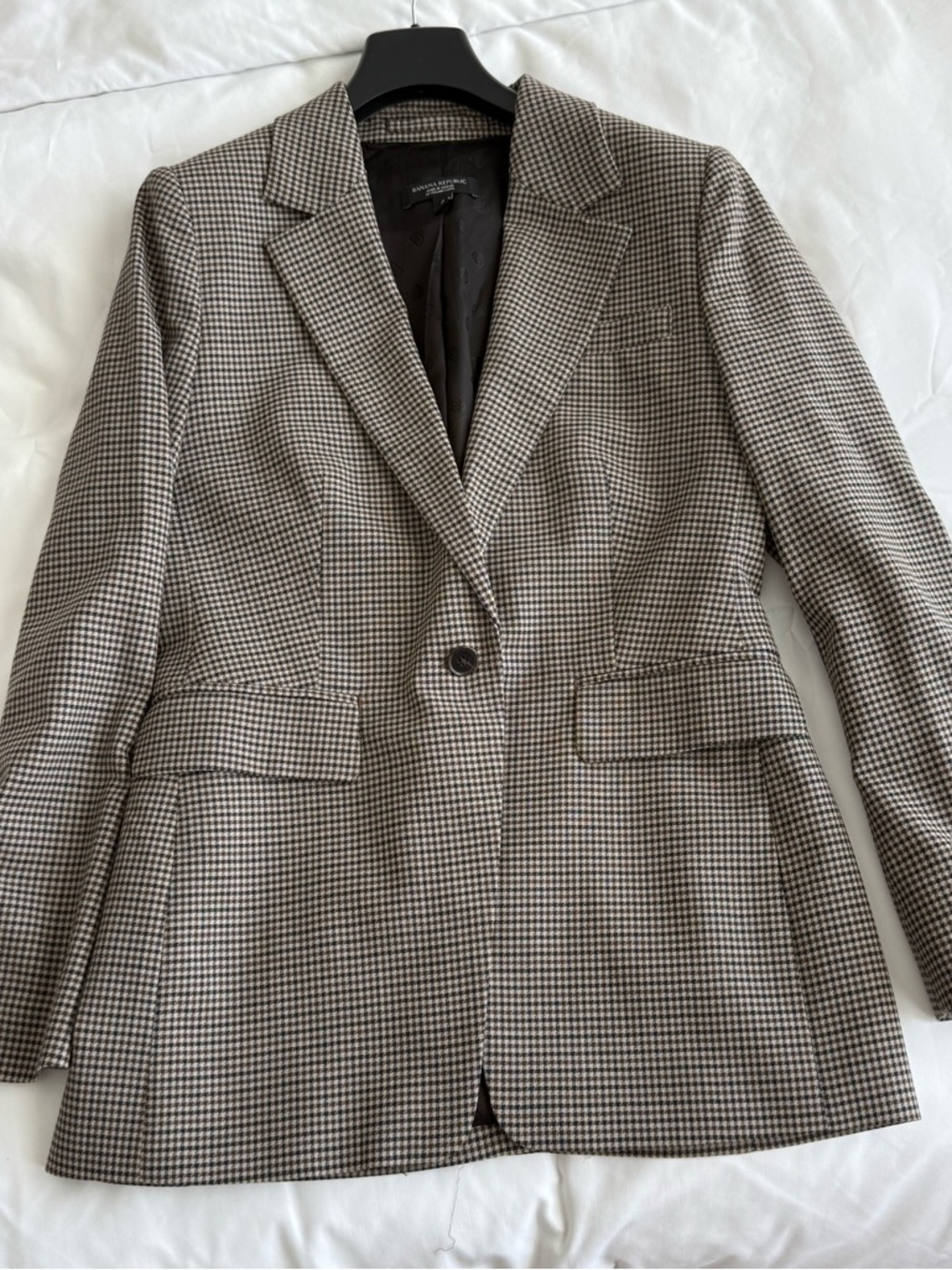 Banana Republic Brown & Black Houndstooth Single-Button Blazer